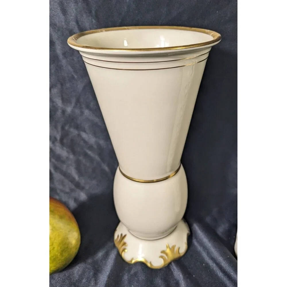 Vintage KPM Royal Ivory Germany 9